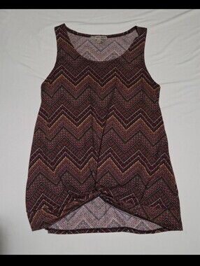 Ultra teeze women's medium pink zig blouse #16